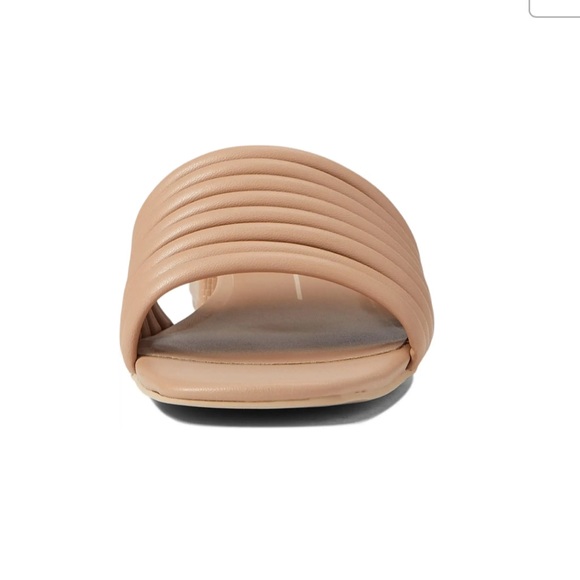 Dolce Vita Hazil Sandal - Picture 5 of 7